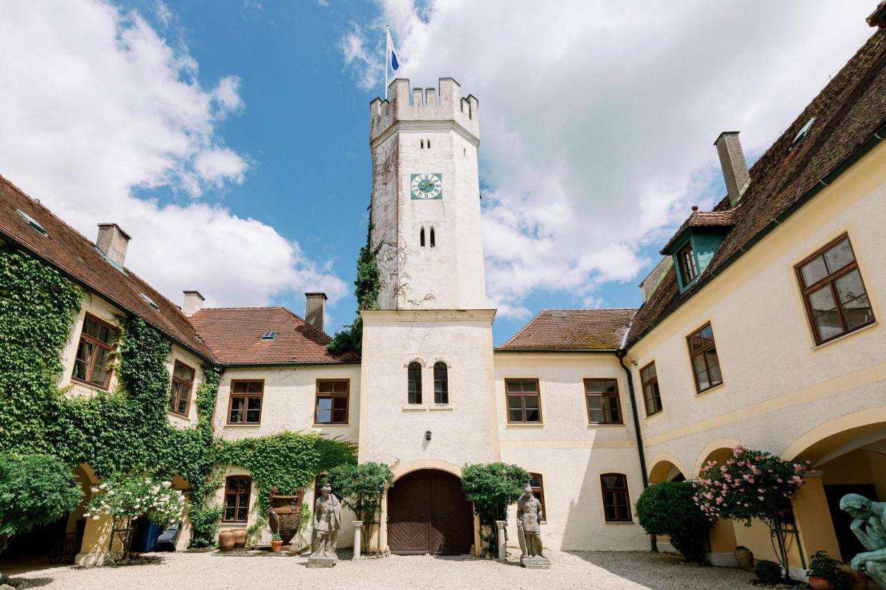 Schlossgut Tunzenberg 멩코펜 외부 사진